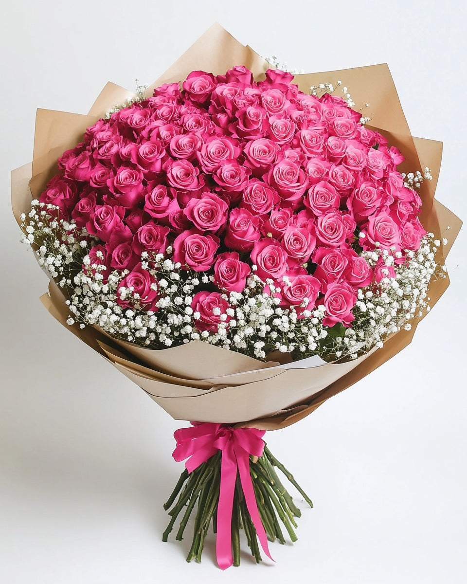 💗 Ramo Premium de Rosas Rosado Oscuro con Ruscus y Gypso | Bogotá